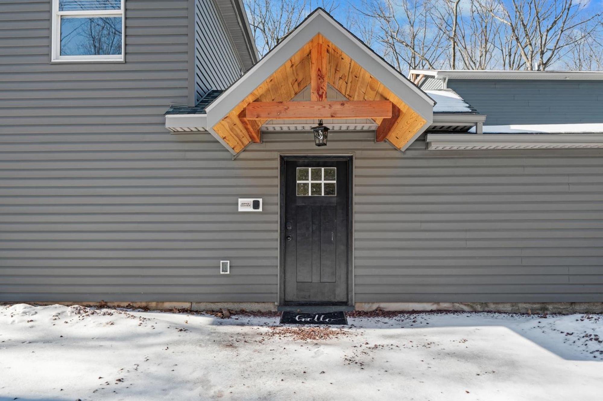 Luxury Sleeps 22 Game Loft Hot Tub Etc * Lake Harmony