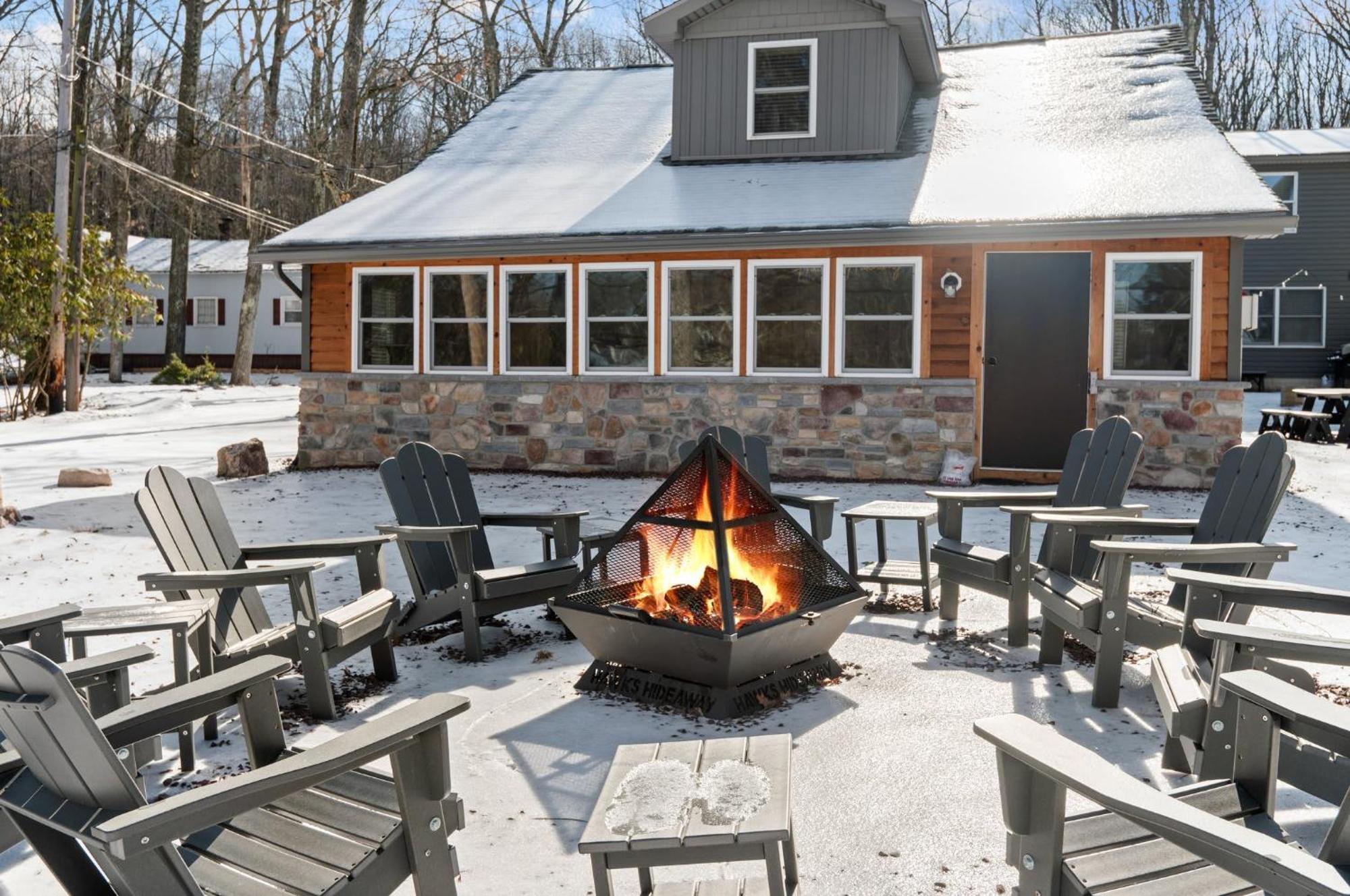 Luxury Sleeps 22 Game Loft Hot Tub Etc